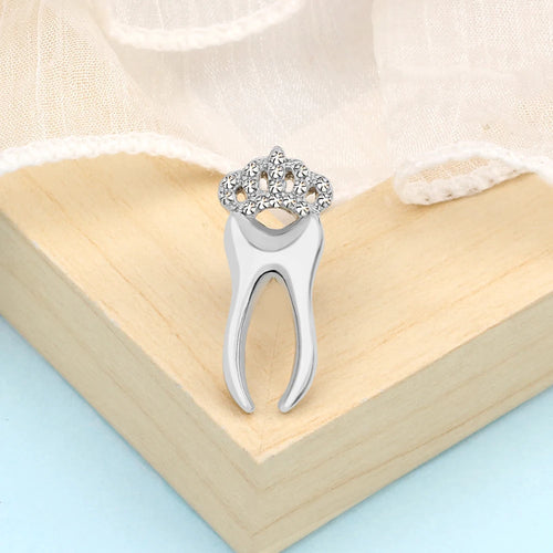 Medical Brooch for Doctor Nurse Stethoscope T-shirts Enamel Pins Heart