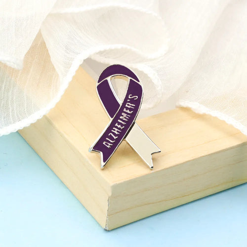 Medical Brooch for Doctor Nurse Stethoscope T-shirts Enamel Pins Heart