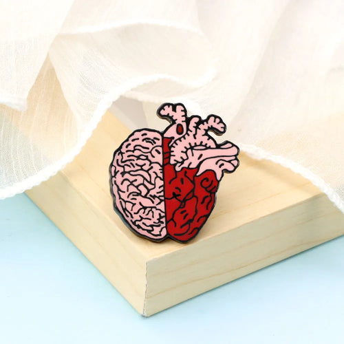 Medical Brooch for Doctor Nurse Stethoscope T-shirts Enamel Pins Heart