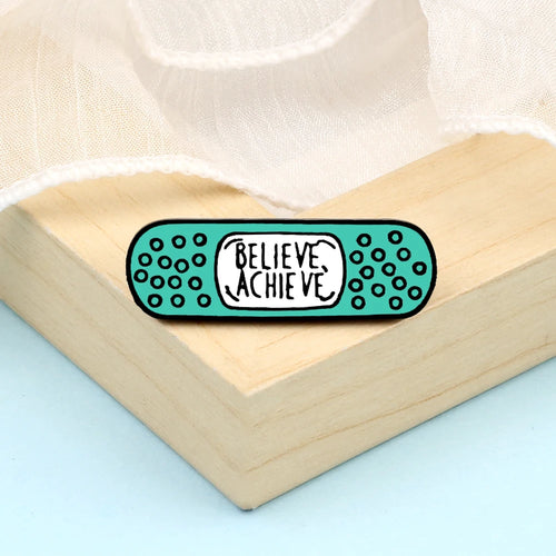 Medical Brooch for Doctor Nurse Stethoscope T-shirts Enamel Pins Heart