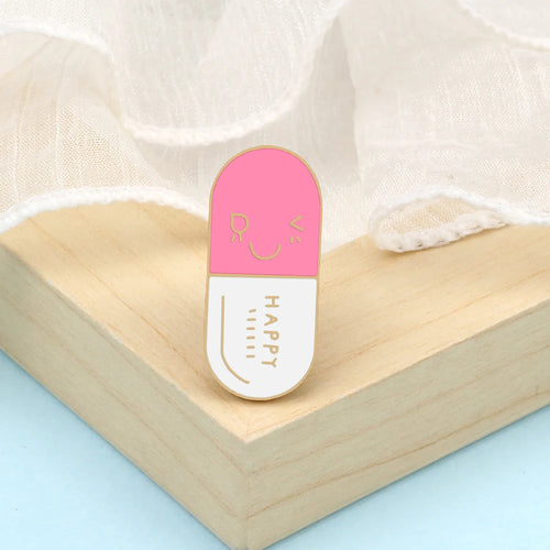 Medical Brooch for Doctor Nurse Stethoscope T-shirts Enamel Pins Heart